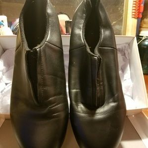 Bloch flex slip on taps